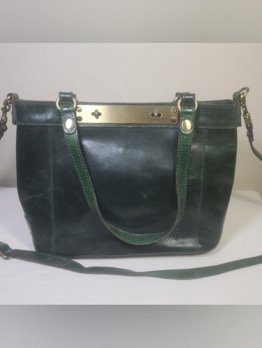 Patricia Nash Classic Dark Green Leather Crossbody Handbag Purse